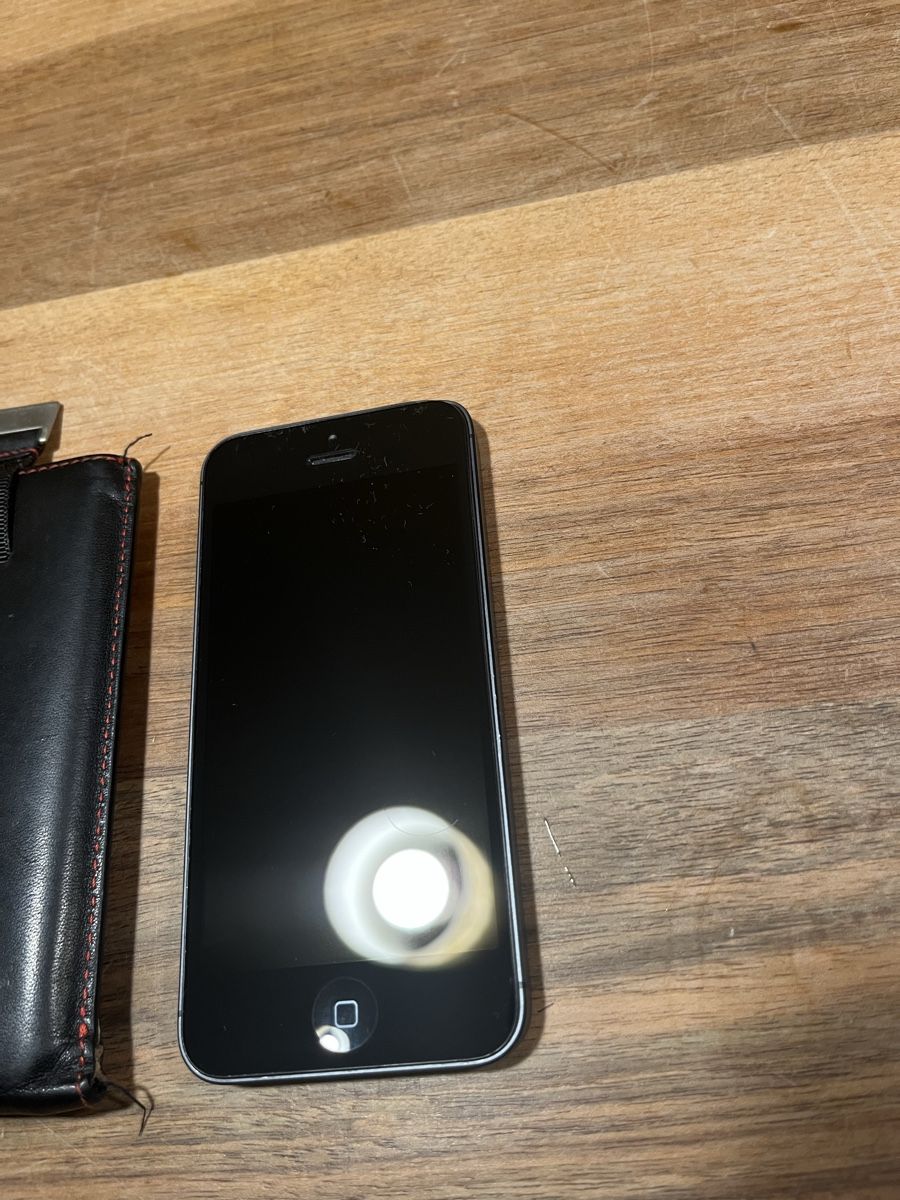Apple Portables: iPhone 5 – D'occasion à Würenlos par jam_mv8g 4