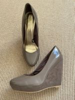 Wedges Pumps neuwertig Gr 38 taupe