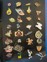 Pin-Sammlung (über 450 Vintage-Pins)