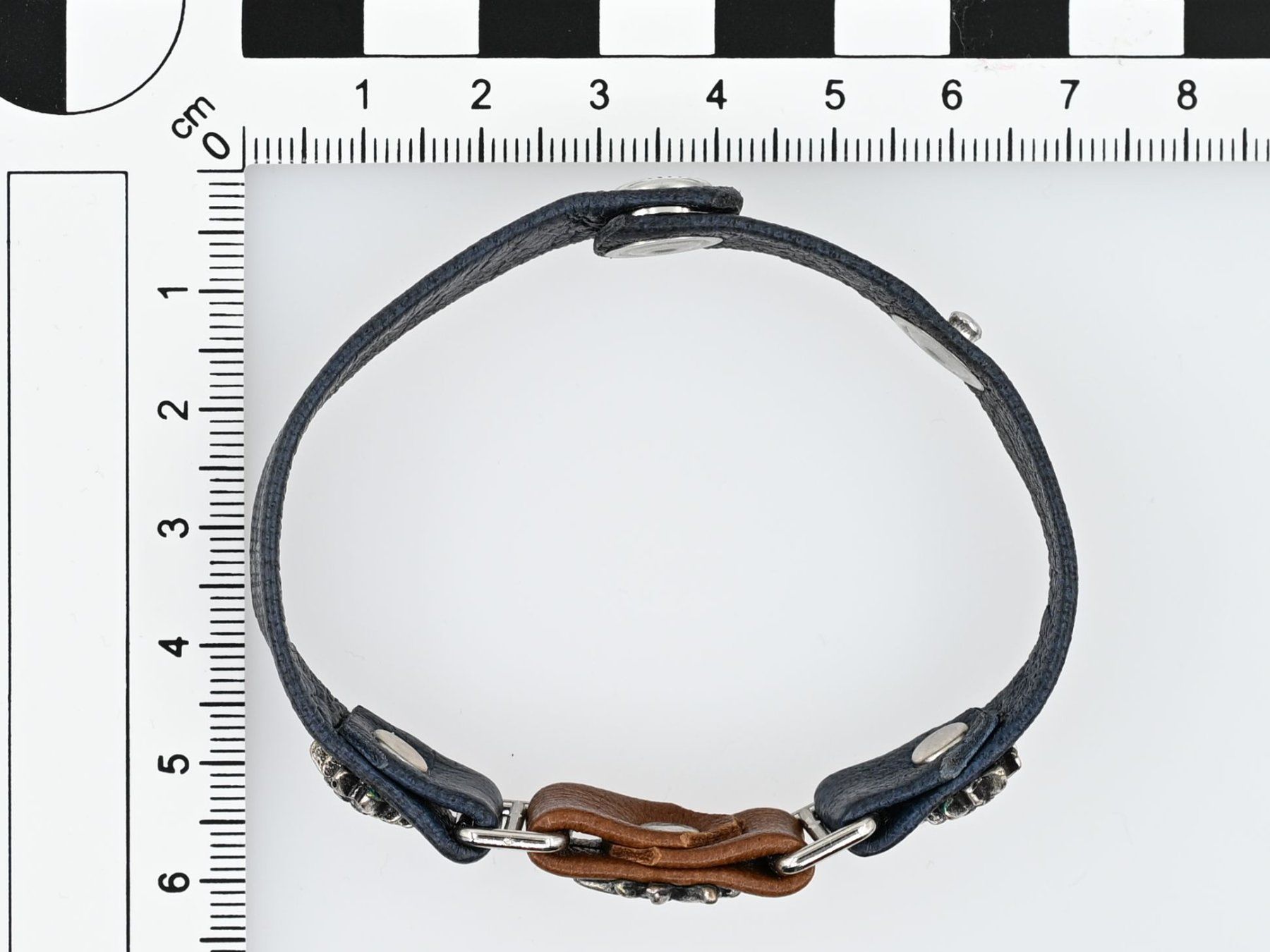 Bracelets: Armband Leder mit Edelweiss Motiven – D'occasion à Dürnten par puumies 3