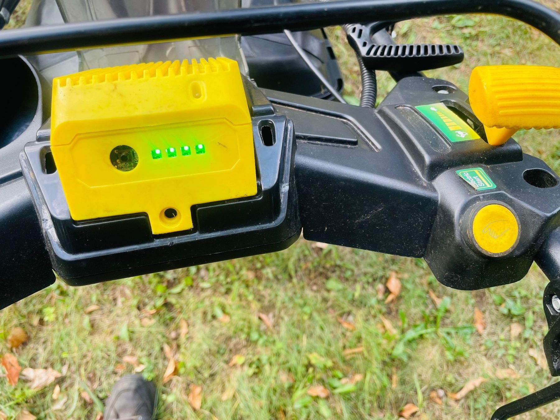 Tondeuses à gazon: Rasenmäher Titan 6 Ps , Elektro Starter – D'occasion à Dietikon par L.L_GmbH 6