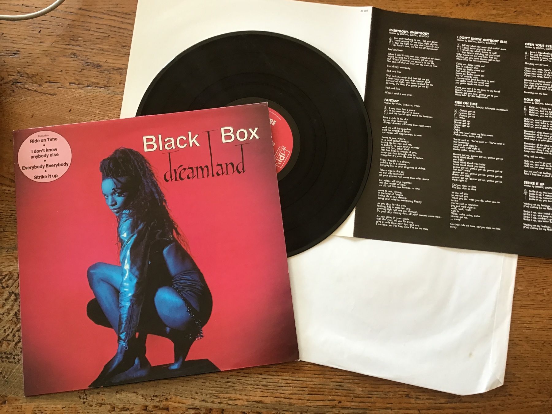Dischi in vinile: LP Black Box insert poster – Usato da Fully venduto da Ruby97