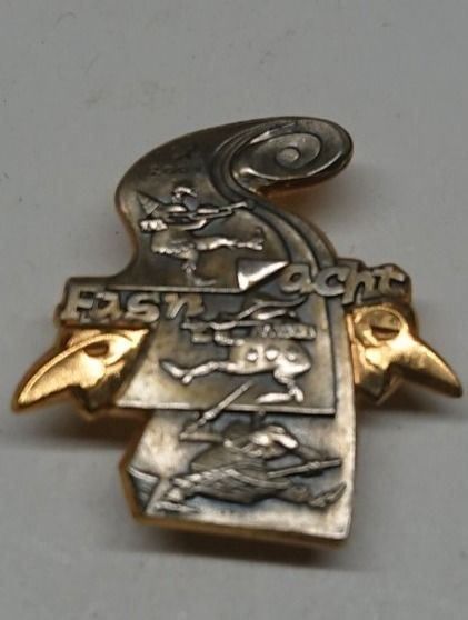 Basler Plaketten & Abzeichen: BIJOU 2004 – Gebraucht aus basel von markusb07