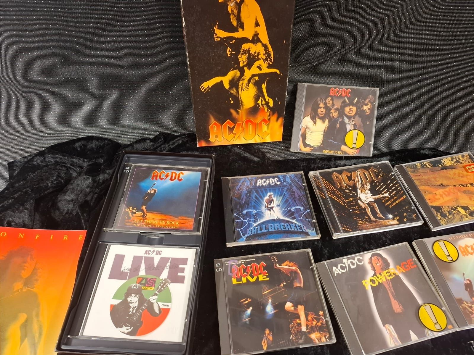 CD: AC/DC CD Sammlung - Back in Black, Highway etc. – Usato da Mümliswil venduto da Mizzi77 2