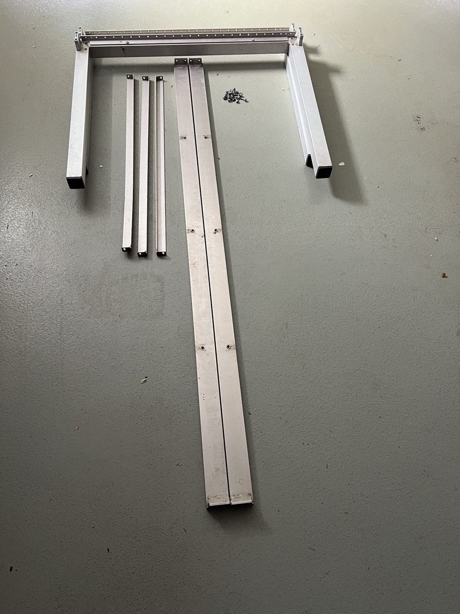 Sonstiges Mobiliar: Tischbein – Gebraucht aus Tobel von honda955 4