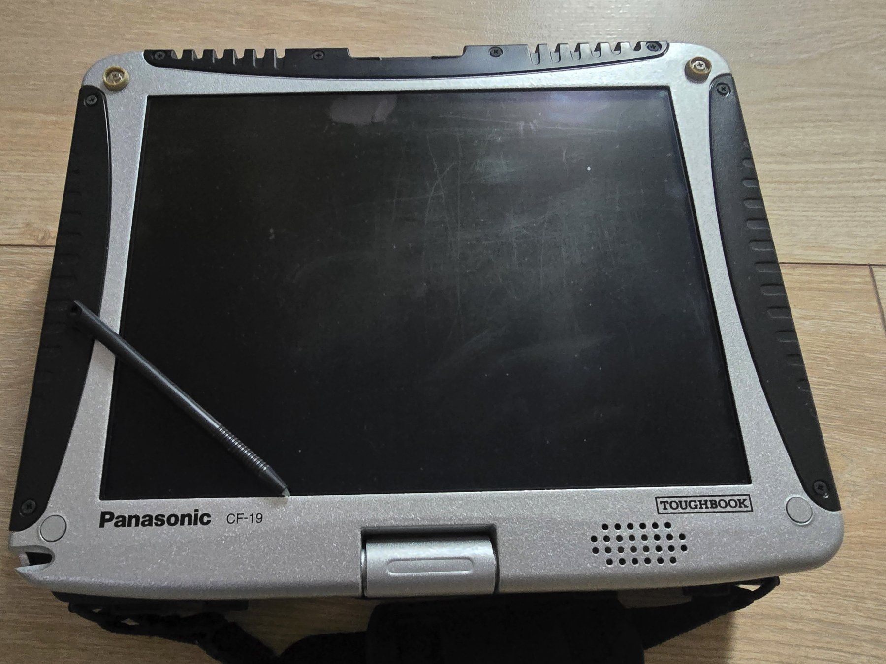Panasonic Notebooks: Panasonic Toughbook CF-19 – Gebraucht aus Olten von Triologyblue 2