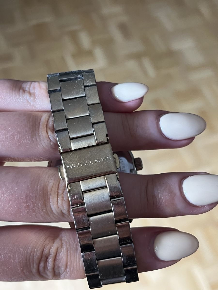 Michael Kors Uhren: Michael Kors Damenuhr in Gold – Gebraucht aus Köniz von ayyyyyline 1
