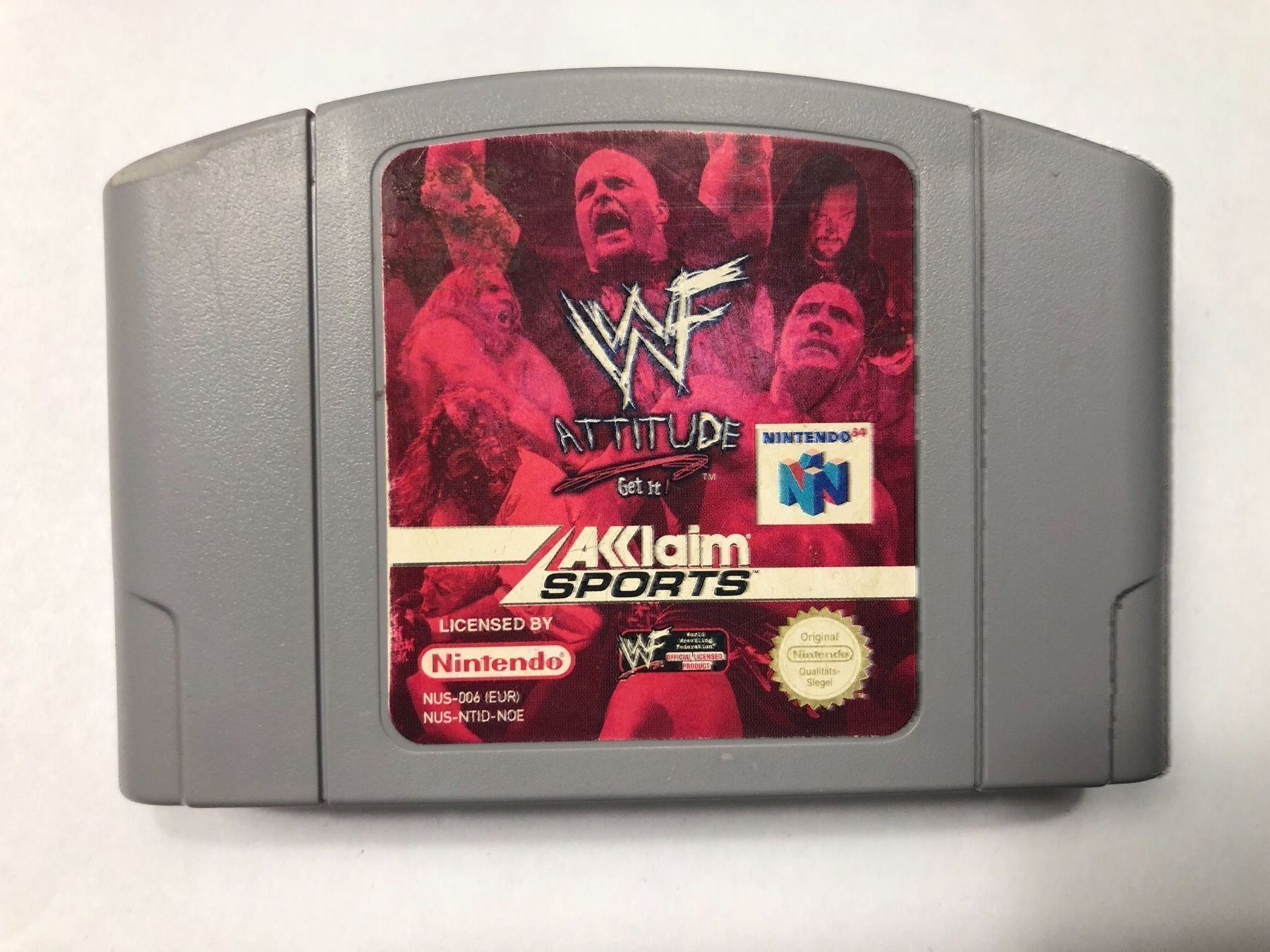 Nintendo Spiele: WWF Attitude für Nintendo N64 – Gebraucht aus Kestenholz von Naruto_01