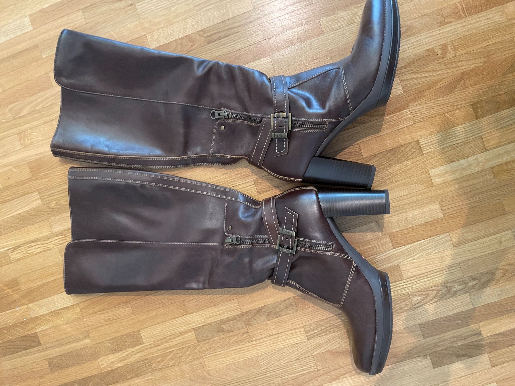 Scarpe da donna: NeroGiardini - Boot - Zeus - Braun - Grösse 39 - Leder – Usato da Winterthur venduto da CamiStore 4