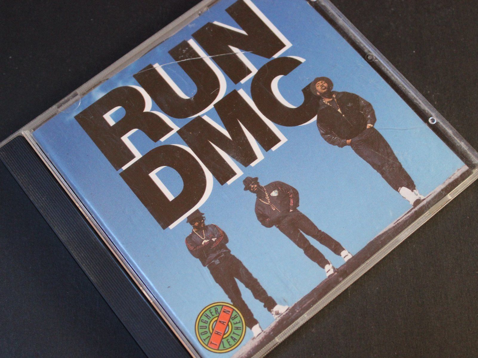 CD: RUN-D.M.C. - TOUGHER THAN LEATHER CD!!!! – Usato da Tübach venduto da JamesStone