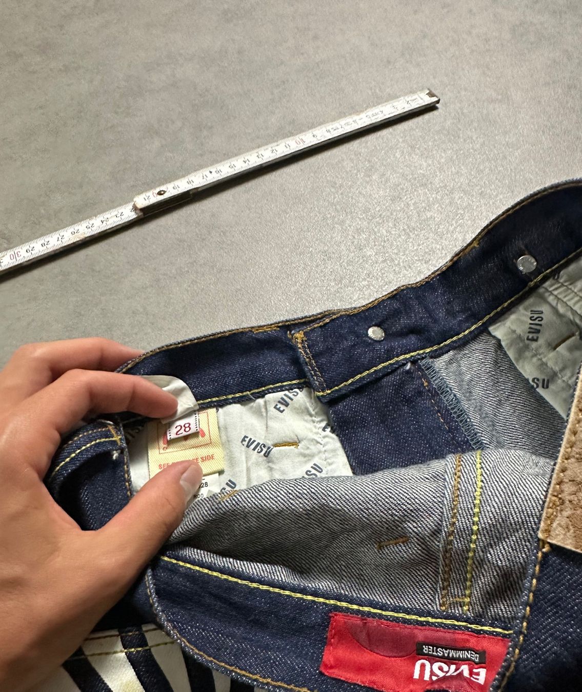 Evisu Jeans: Evisu Jeans Grösse L – Gebraucht aus Wolfhalden von GodzillaArchive 5