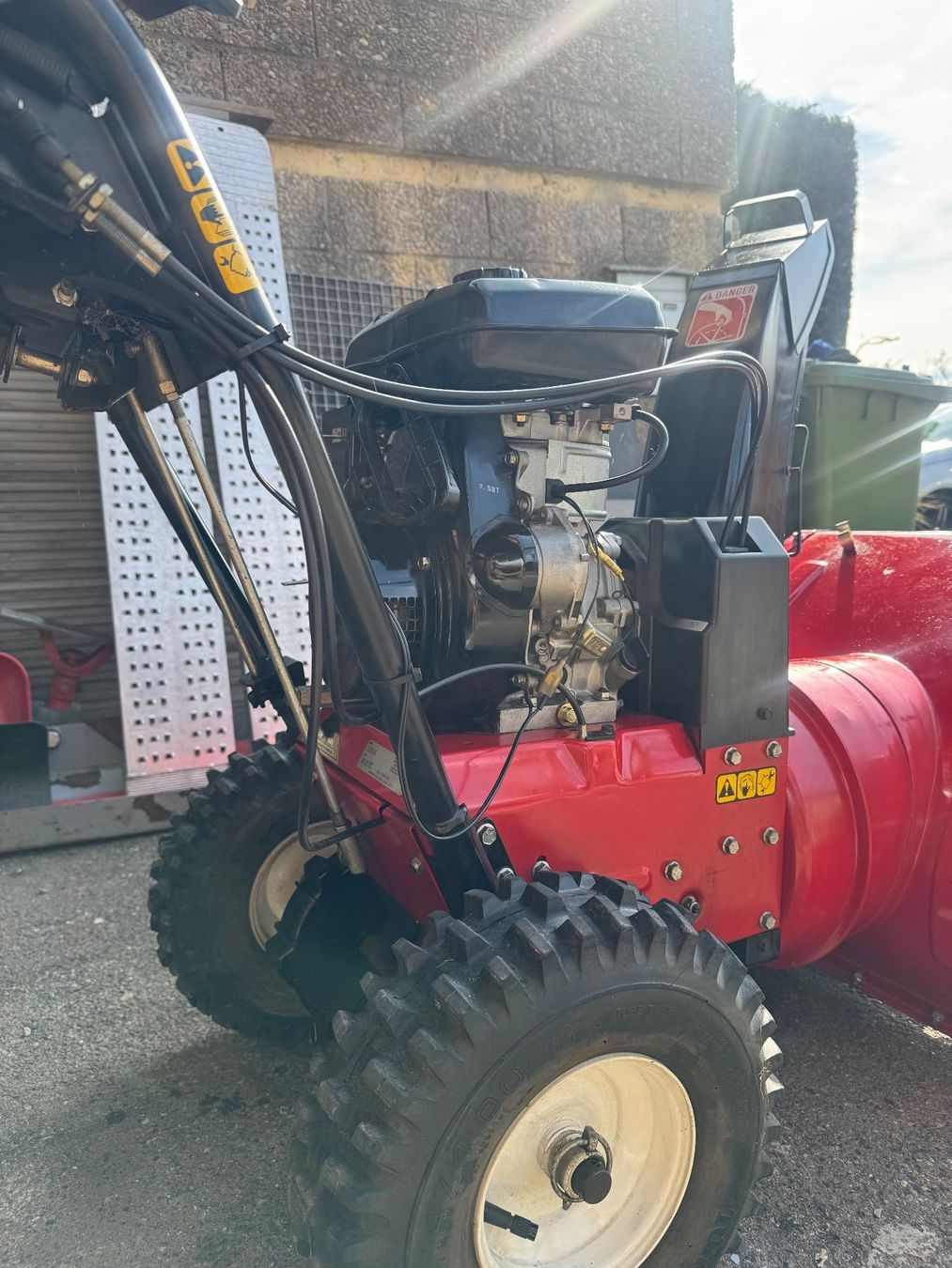 Toro Tutte le macchine: Schneefräse Toro Power Shift 624 – Usato da Uetliburg SG venduto da Costaa 7