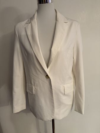 Weisser Blazer Gr. 34 Bershka - Elegant & Stilvoll