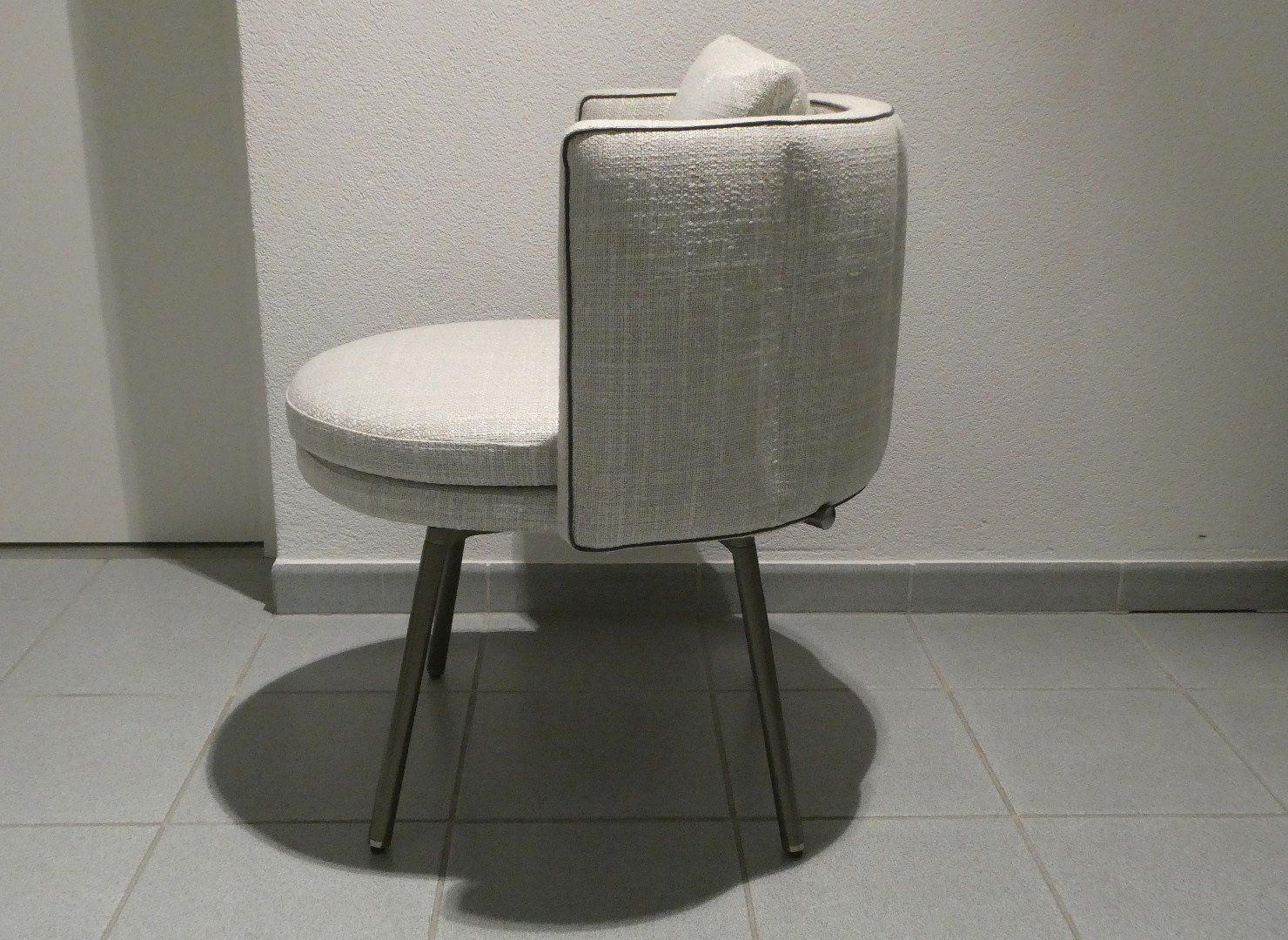 Minotti Chaises: Minotti 4 Esszimmerstühle Torii – Neuf (Voir description) à Wil SG par GAMMA_Wil 3