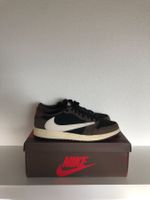 Jordan 1 Low Travis Scott
