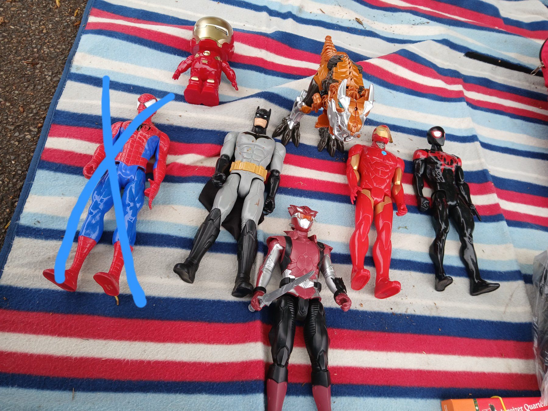 Spielzeuge: Action Figuren – Gebraucht aus Zürich von Jillygrilli
