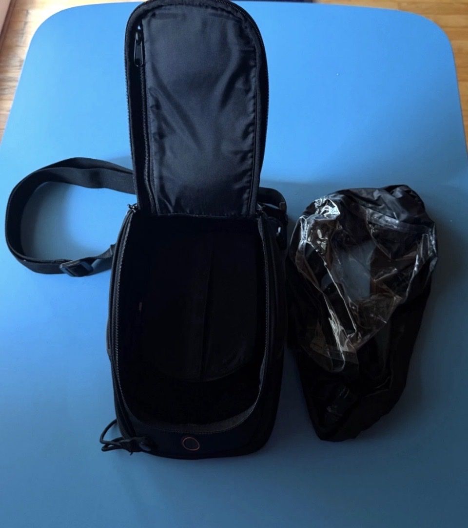 Rucksäcke: KTM Tankrucksack mit Befestigungsset gebraucht – Gebraucht aus Zürich von Marc211074 5
