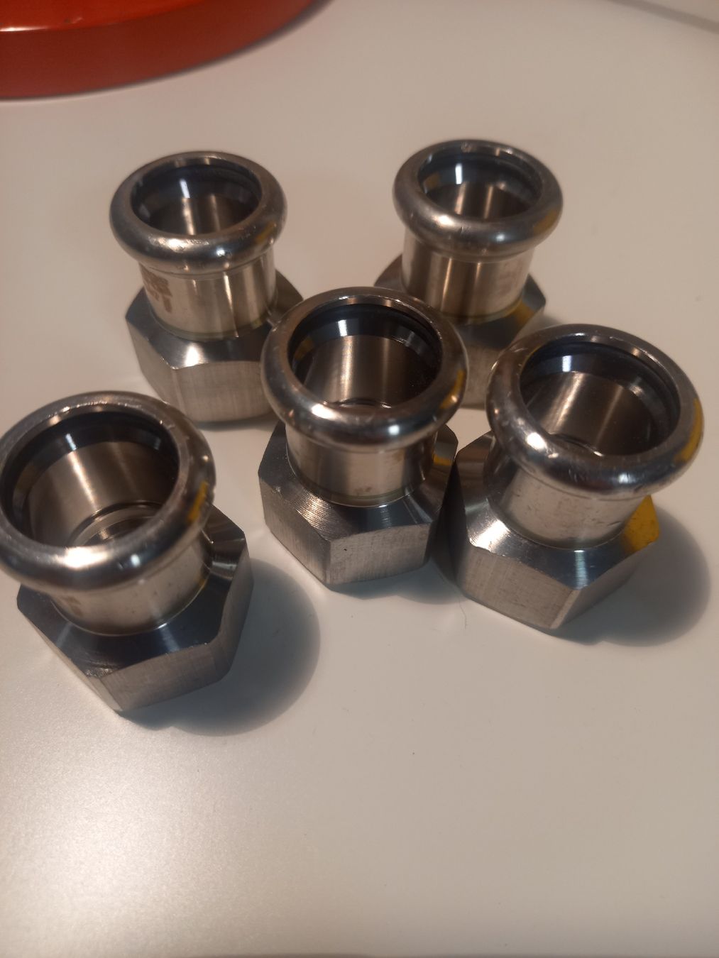 Armaturen: 6 Raccordi a pressare inox – Neu (gemäss Beschreibung) aus Minusio von epp_cty9 2