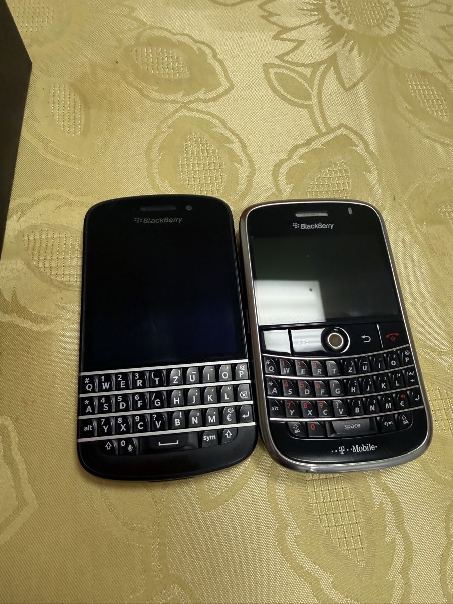 Blackberry Portables: BlackBerry Handy 4 Stück  – D'occasion à Zürich par Zvijerka 2