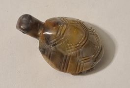 Kleine Schildkröte aus Jaspis