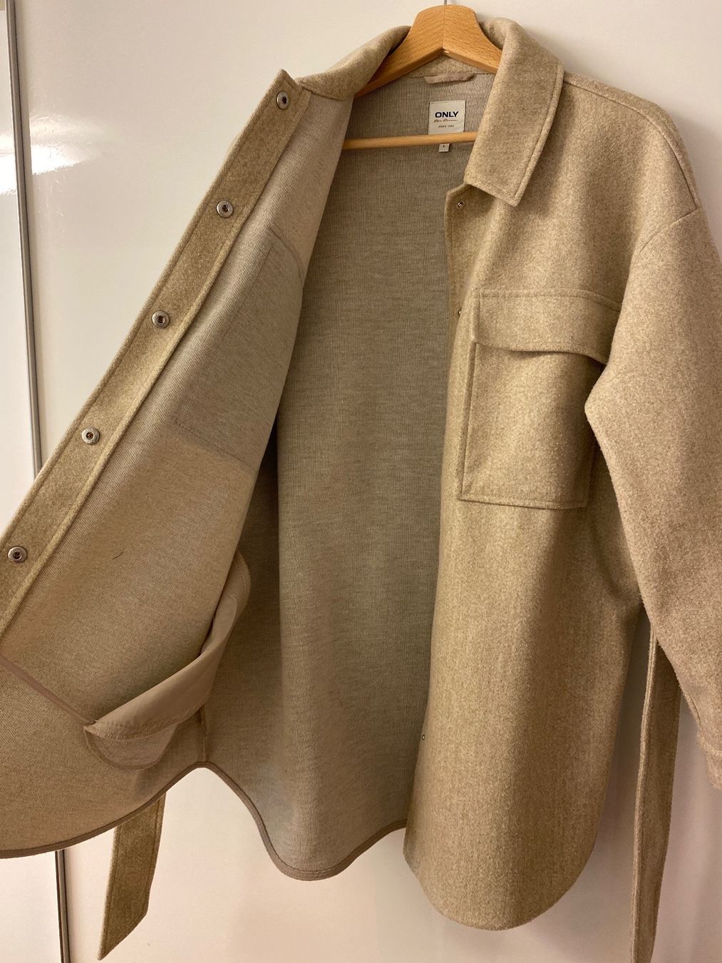 Only Giacche: Damen Jacke, beige/ braun Gr.L – Usato da Nottwil venduto da TOP_Saler 2