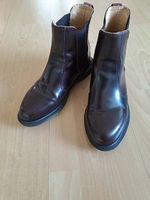 Weinrote Doc Martens Chelsea Boots