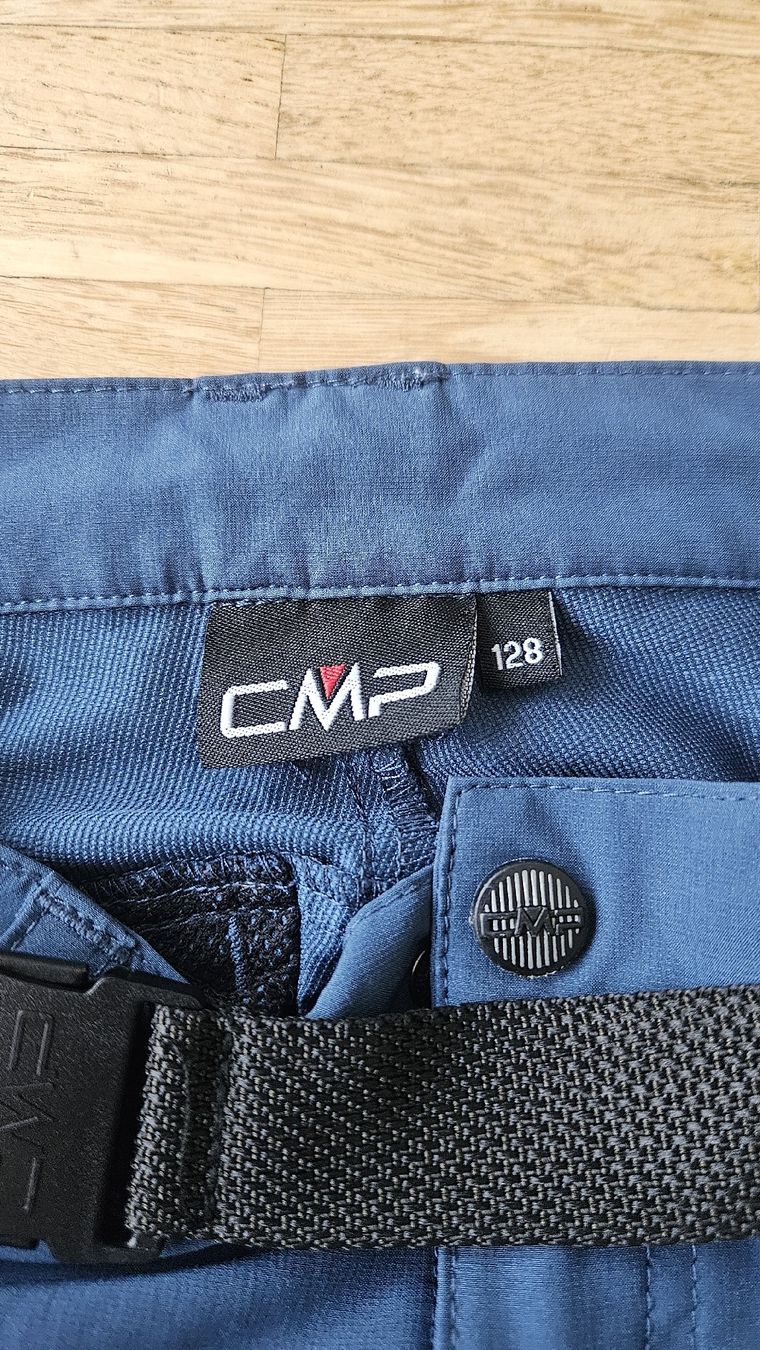 CMP Pantaloni: CMP Trekkinghose blau abnehmbar  – Usato da Zufikon venduto da Lmazi 1