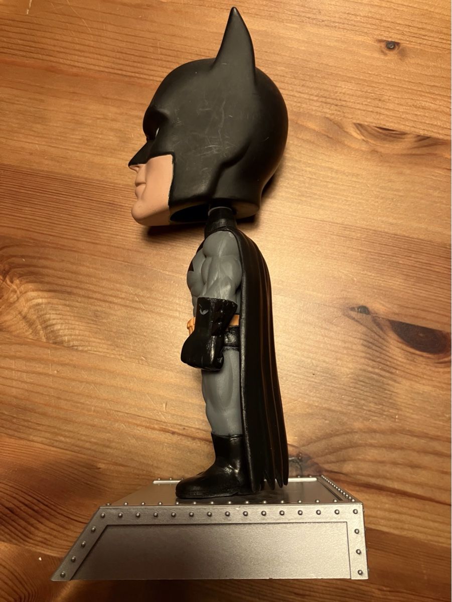 Statuette: Batman wakel-kopf – Usato da Bettwiesen venduto da jum_kq5y 2