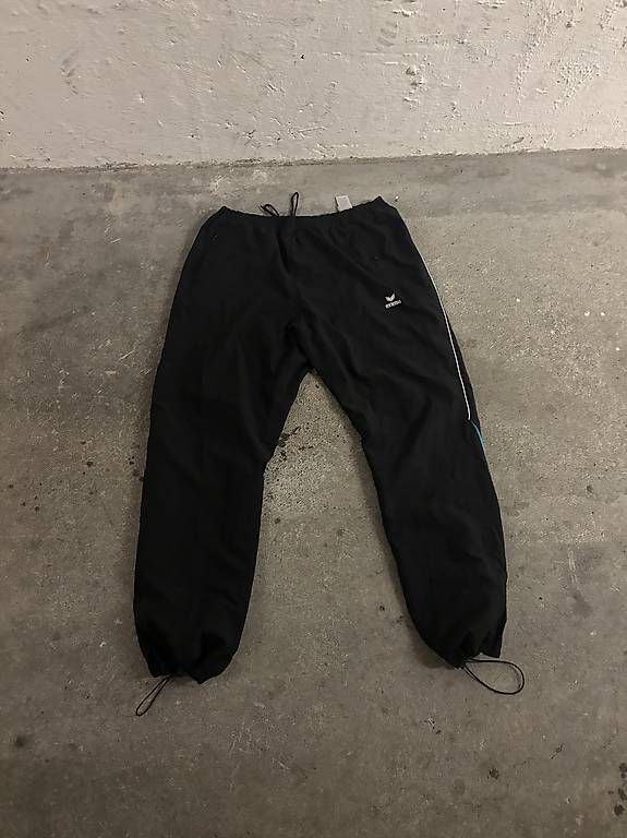 Pantaloni: Erima Trainerhosen – Usato da Zürich venduto da enf_2kqn