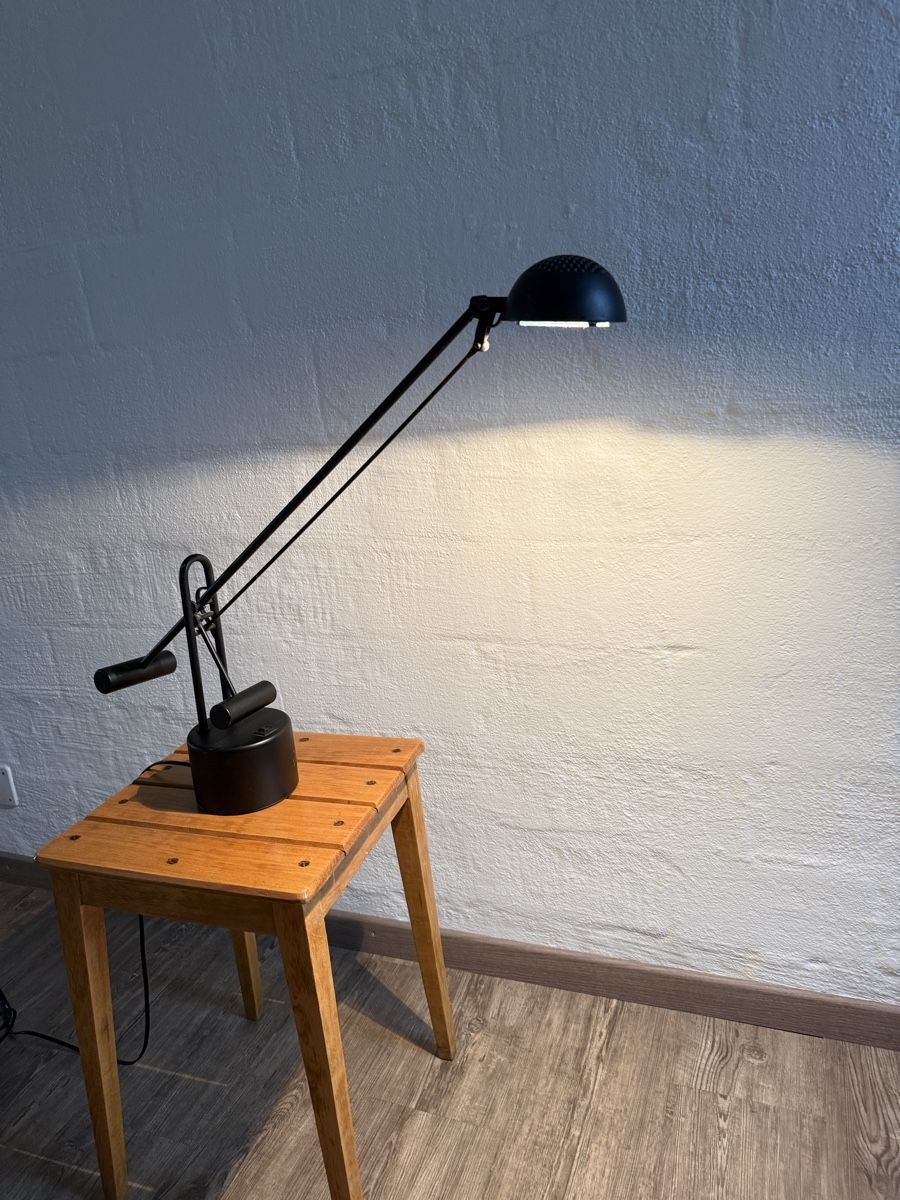 Lampade: Schwarze Tischlampe – Usato da Burgdorf venduto da shana_burgdorf 1