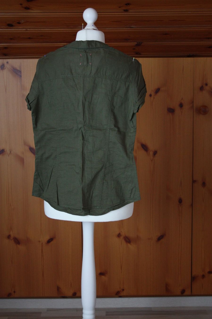 Camicette: Bluse CLOCK HOUS olivgrün Gr. L – Usato da Flüelen venduto da Diversicum-Textil 4