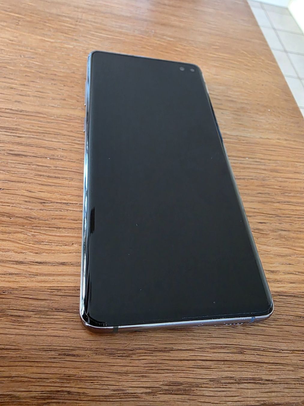 Samsung Telefoni cellulari / Smartphones: Samsung Galaxy S 10+ – Usato da Mühlau venduto da aneil