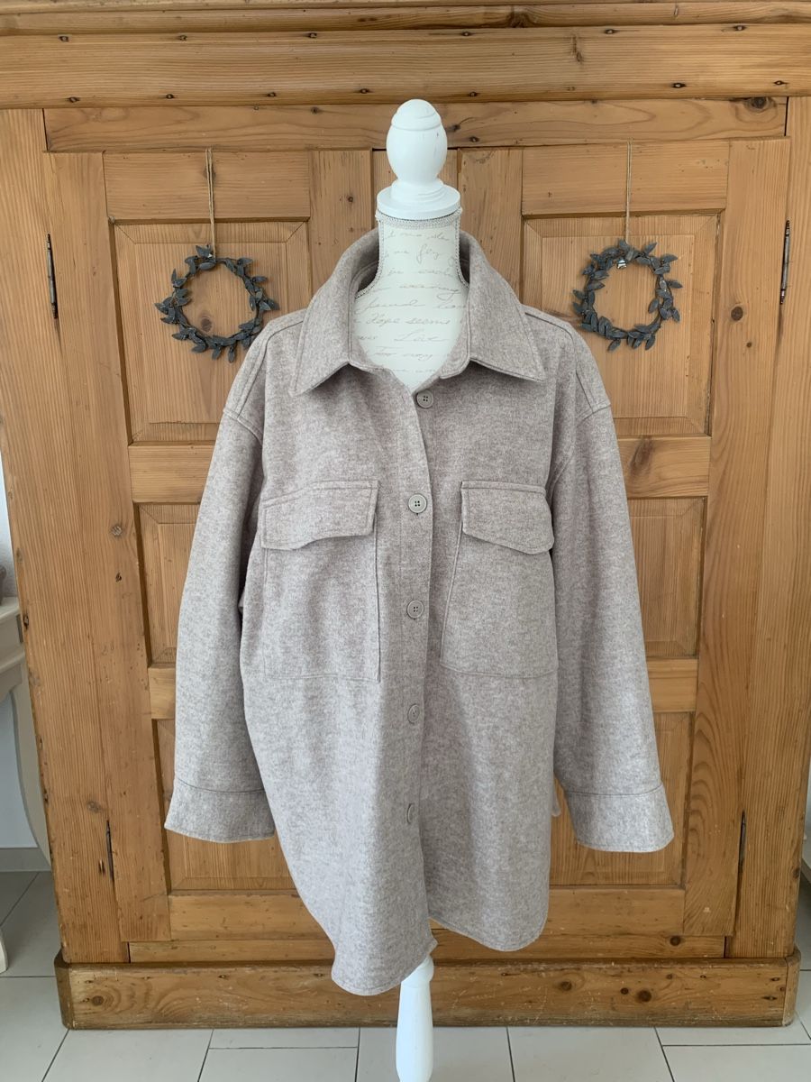 H&M Giacche: Shacket von H&M beigemeliert Gr.XXL  – Usato da Ellikon an der Thur venduto da Bali1999