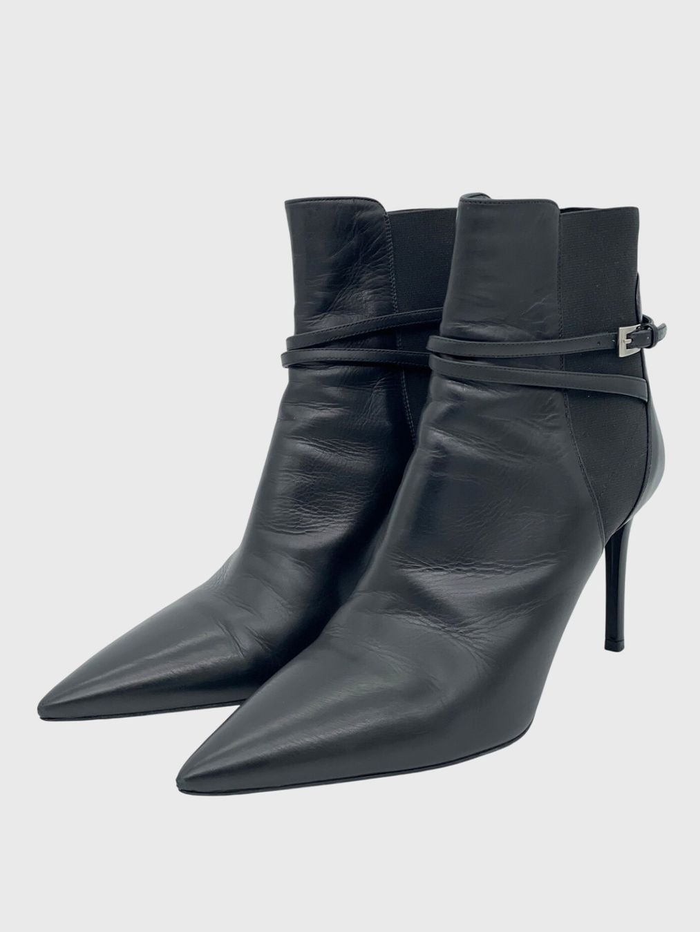 Prada Scarpe da donna: Prada Pointed Toe Buckle Strap Ankle Boot EU 39.5 Schwarz – Usato da Zürich venduto da shoe_shop 2
