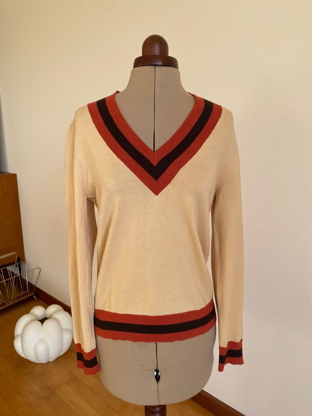 Maglioni & Felpe: Pull léger Rodier vintage taille 38 – Usato da Basel venduto da Maria-Alexa
