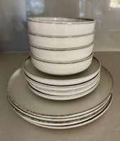 Dining Set Dinner Plates, Bowls & Small Plates