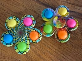 2x Fidget-Spinner: sensorisches Stressabbau Drehspielzeug
