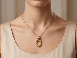 Pendentif Boucheron Serpent Bohème en Or Jaune et Diamants.