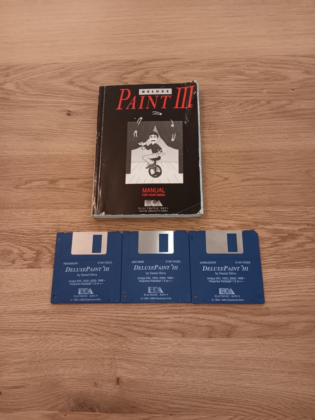 Commodore Software: Amiga Programm Deluxe Paint 3 – Usato da Beringen venduto da Beringen75