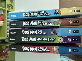 Nette Büchersammlung ”Dog Man“ (Englisch)