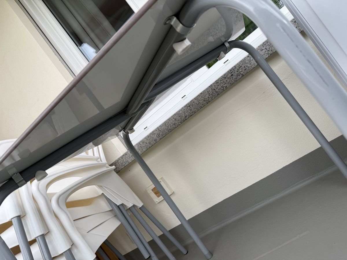 Tavoli: Gartentisch mit 4 Stühlen – Delta Cafés Design – Usato da Rüfenacht BE venduto da Users 1