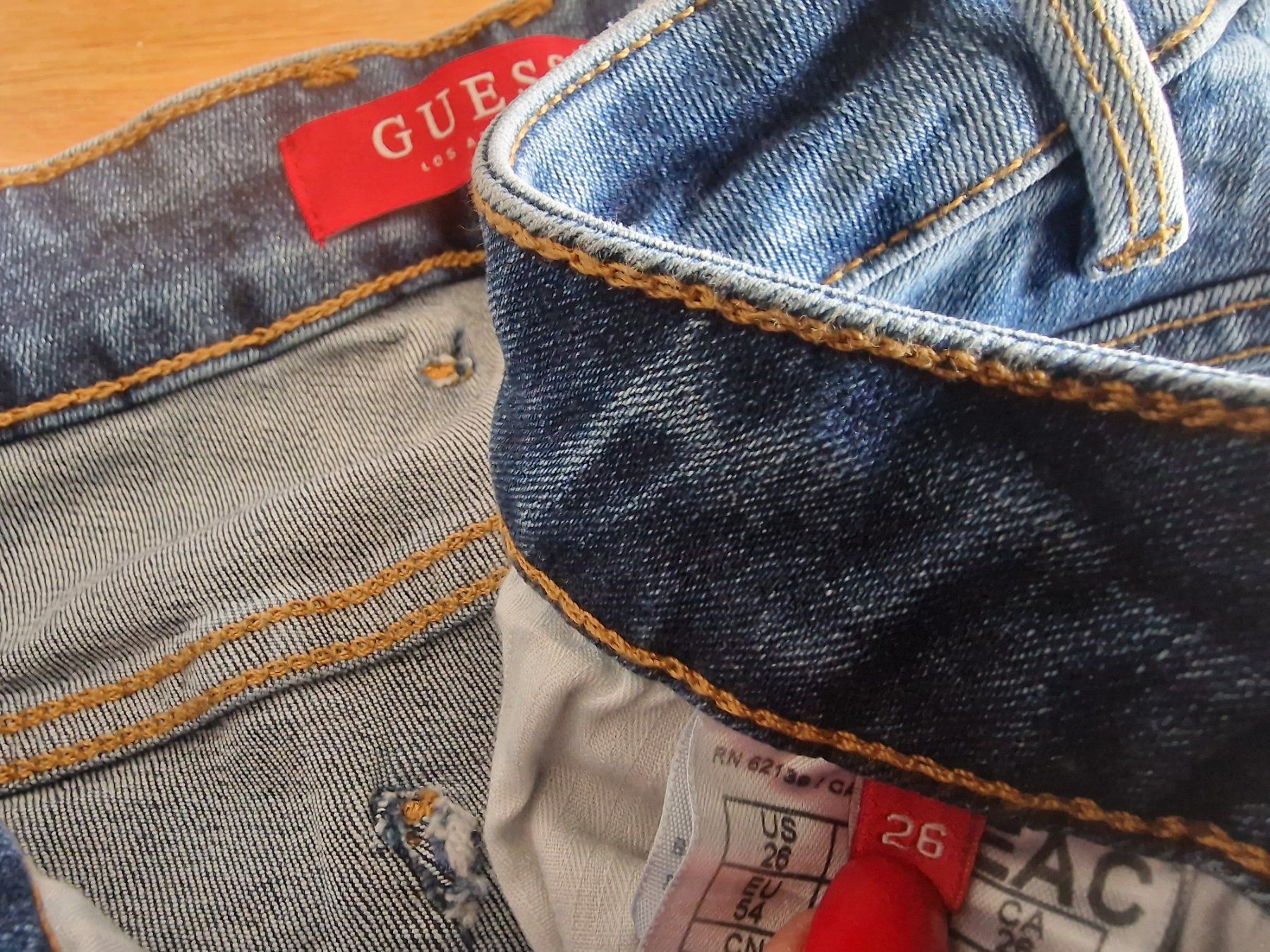 Guess Jeans: Guess Jeans – Nuovo e nell'imballaggio originale da Laufenburg venduto da may_r2st 2