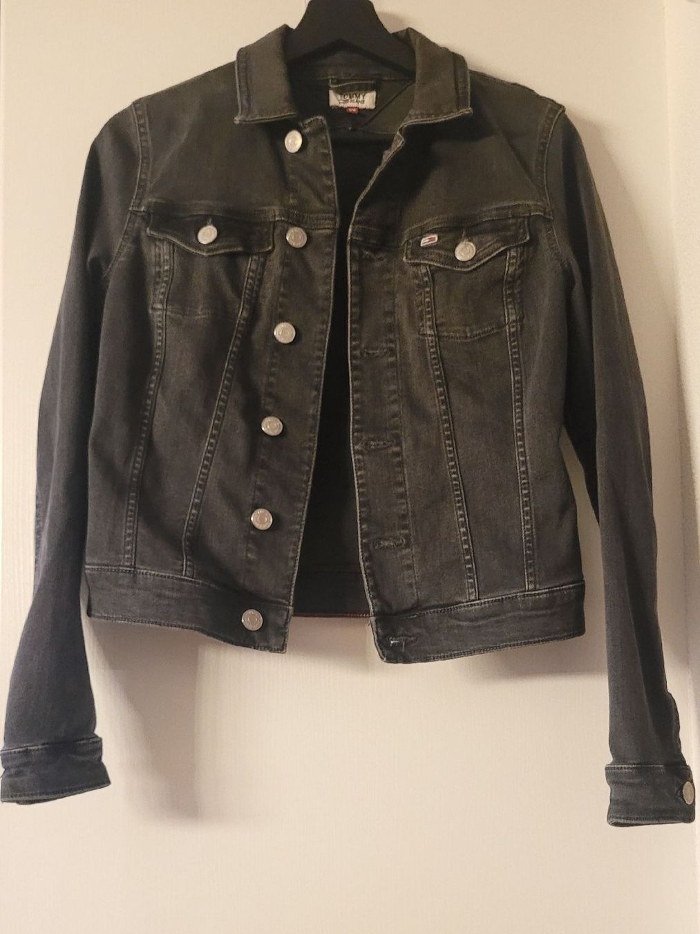 Tommy Hilfiger Jacken: Jeansjacke von Tommy Jeans XS – Neu (gemäss Beschreibung) aus Bremgarten AG von PrincessOfTheNight