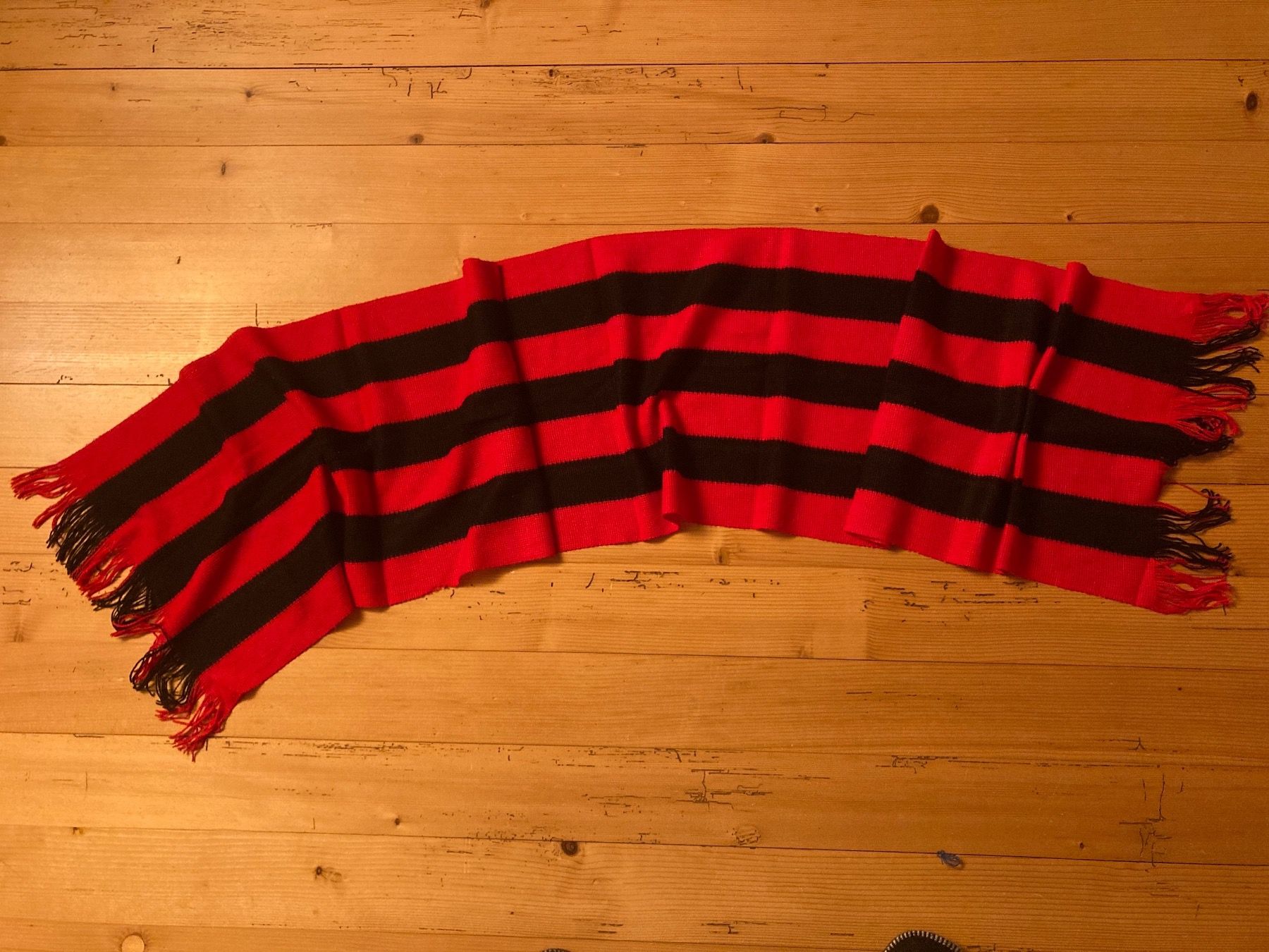 Foulard & Sciarpe: Écharpe fan AC Milan – Usato da Plagne venduto da gigi204