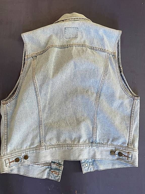 Gilets & Westen: Jeans-Weste von Lee – Gebraucht aus Winterthur von Wyl_ma 2