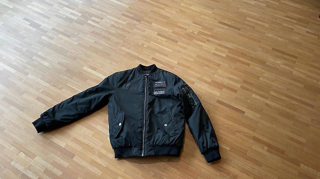 Jacken & Mäntel: Jacke gefüttert, Grösse 140 – Gebraucht aus Winterthur von Lini08