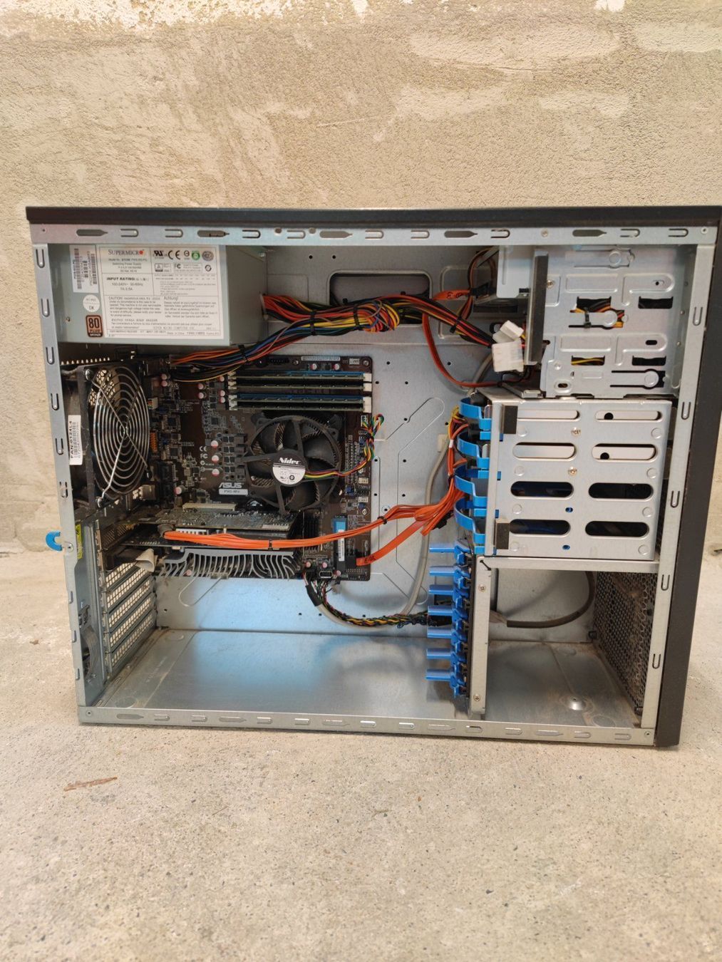 Supermicro Server: Supermicro Server (Intel E3, 32GB, LSI RAID) – Usato da Zürich venduto da initfour 1