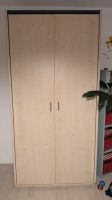 Armoire à vêtements
