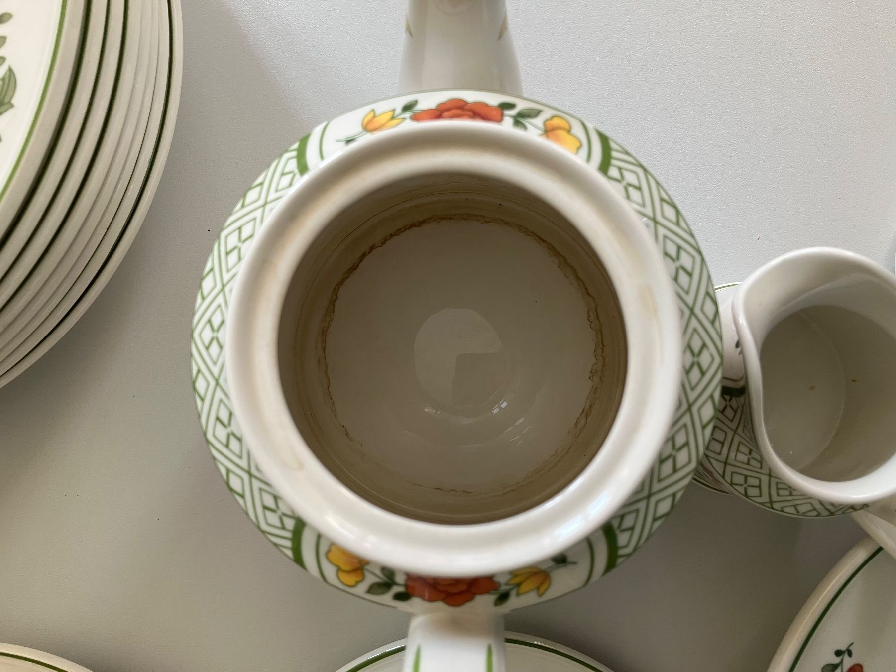 Villeroy & Boch Set di piatti: Summerday Villeroy & Boch Geschirrset 92 Teile – Usato da Aarburg venduto da Wendepunkt_Fundgrube 3