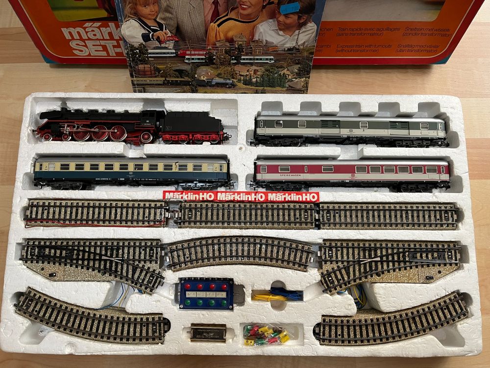 売れ筋ランキングも掲載中！ メルクリン 列車×6 レール その他セット